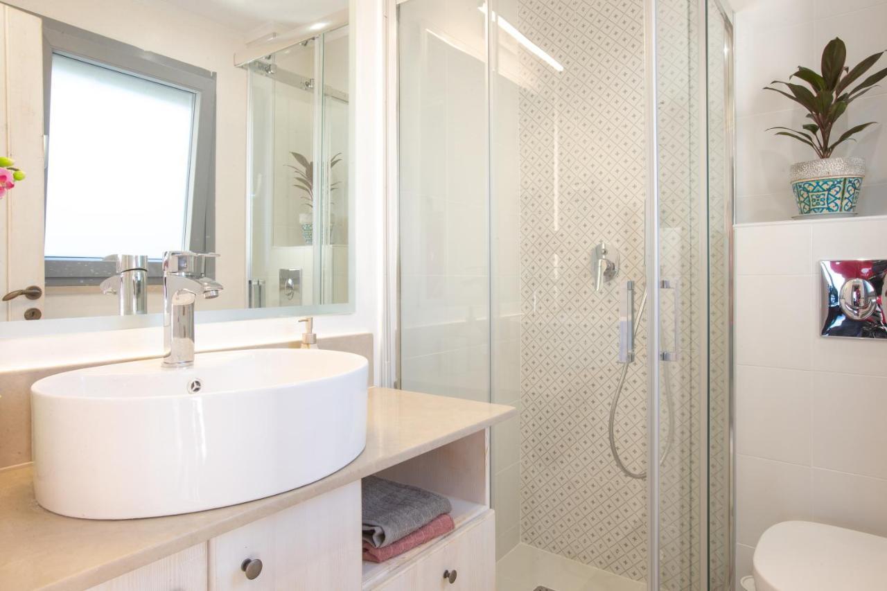 Seaview Stone Apartment In Ipsos Beach Екстериор снимка